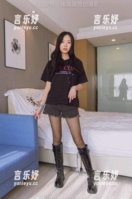 BoBoSocks袜啵啵 - 稚予的连体服：不穿也能想象的写真壁纸
