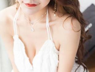 GIRLT果团网 – 被周大萌的睡衣在线图集诱惑，今天算是被撩到小鹿乱撞。