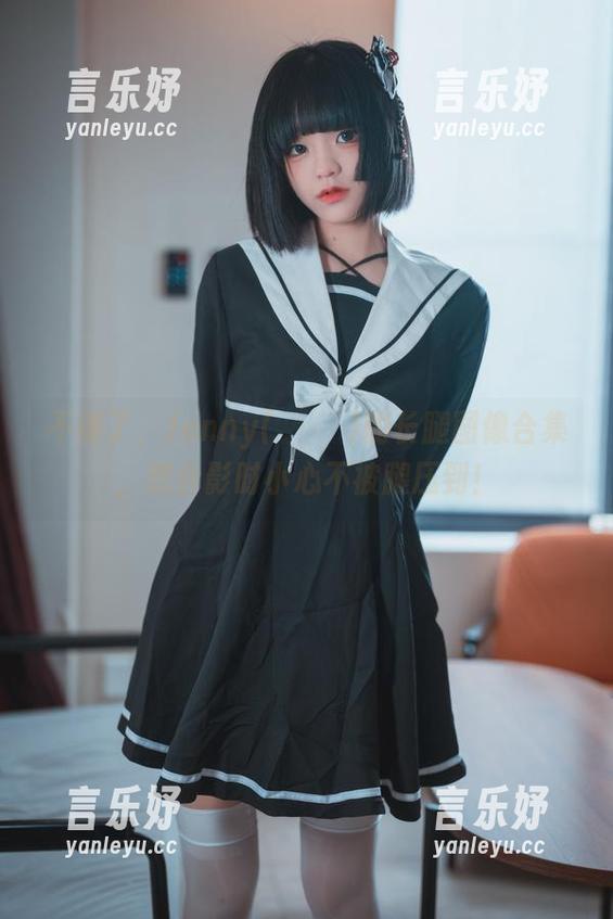不得了，Jenny(정제니)的长腿图像合集，想合影时小心不被腿压到！
