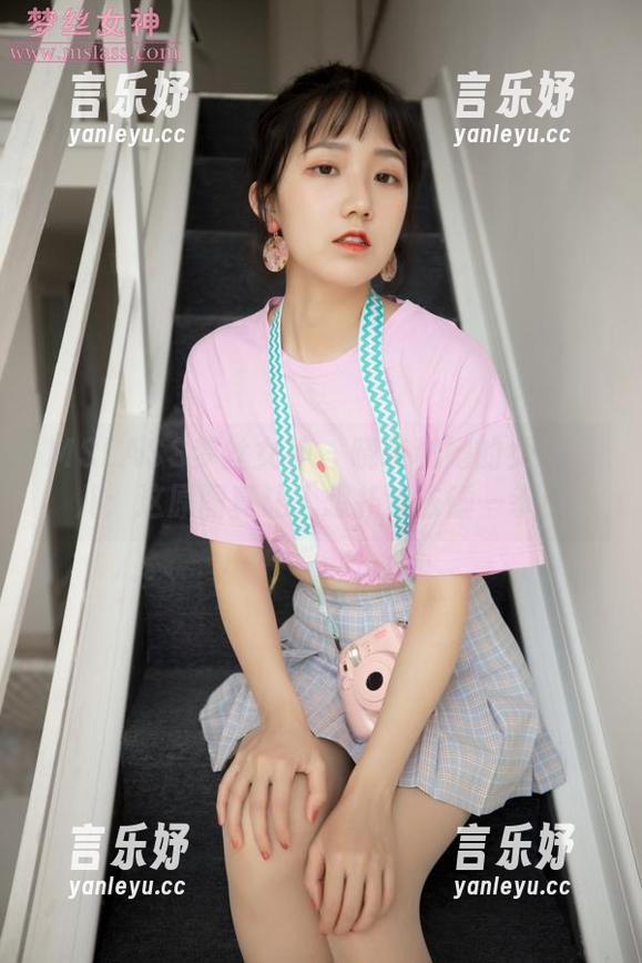 MSLASS梦丝女神 - 晓晓和她的女神范儿：这原图真让人想扑过去锤一拳！