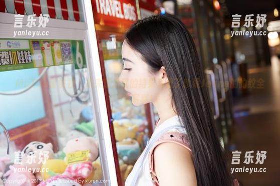 MiiTao蜜桃社 - 本来想撸猫的结果是看了珍妮Jeane的豹纹全套写真！