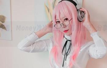 这你不得不看，Money冷冷与红裙的高清搭配，分享是必须的！