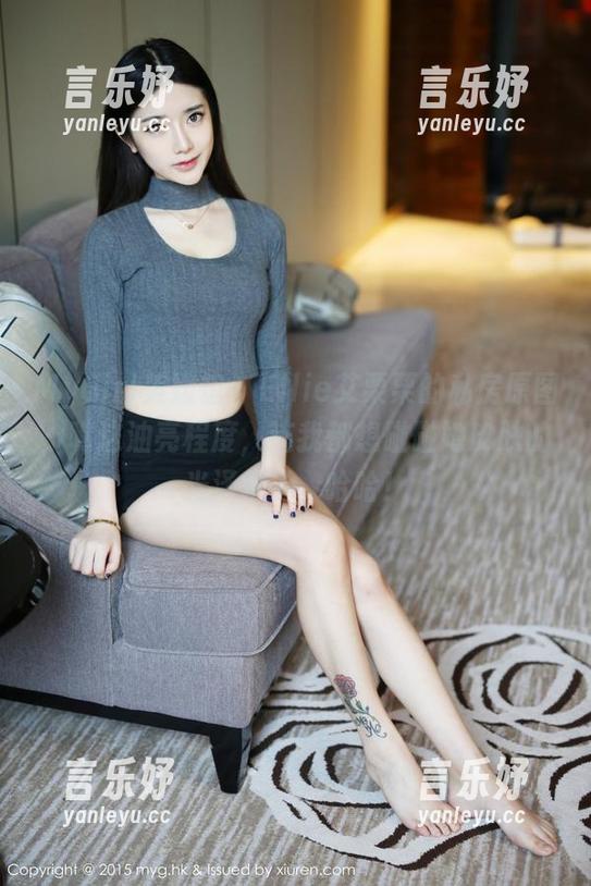 MyGirl美媛馆 - Ellie艾栗栗的私房原图，瞧这油亮程度，连我都想碰碰她皮肤的光泽感了，哈哈！