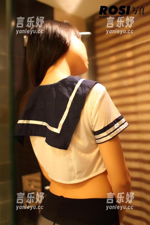 这组ROSI女神的精选写真，看得我想去健身了！