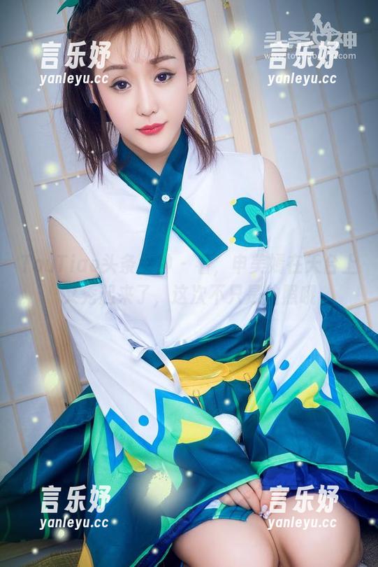 TouTiao头条女神 - 看，申美嫣在天台上又秀起来了，这次不只是拍照哦