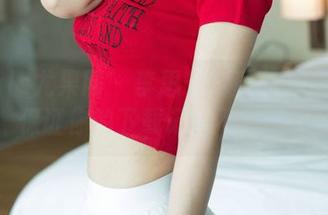 UGirls尤果网 – 李思宁+红裙=冲击一击，保证你的下载记录不想删掉。