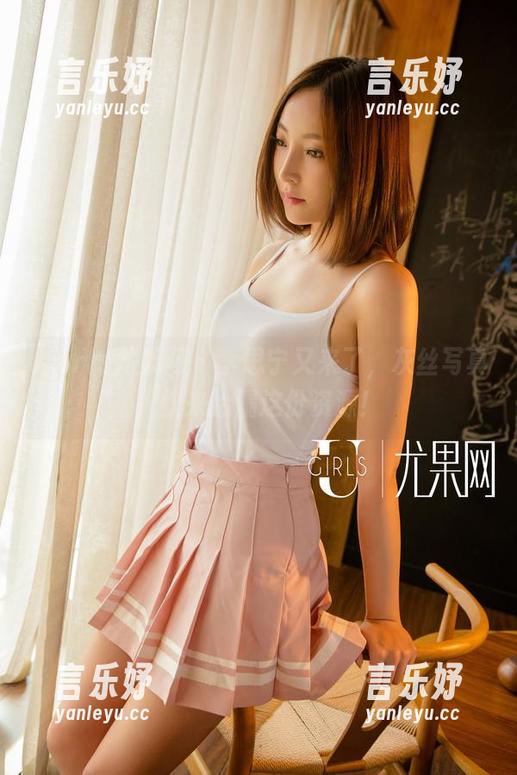 UGirls尤果网 - 李思宁又来了，灰丝写真，快来捡漏这份资源！