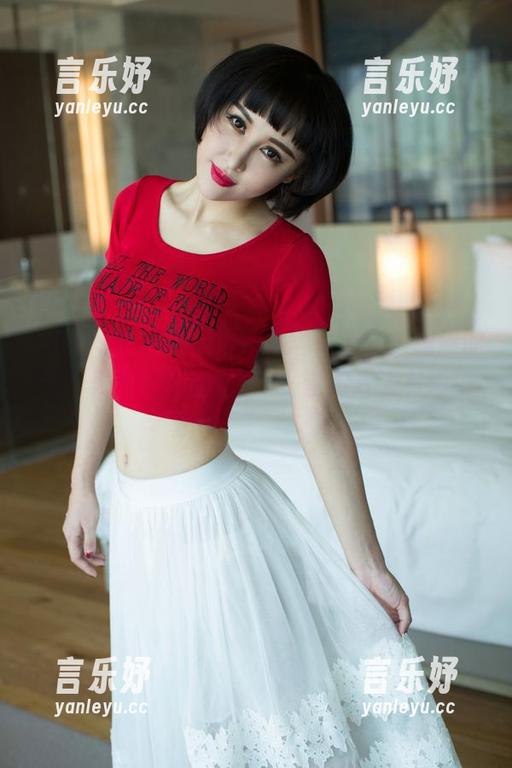 UGirls尤果网 - 清纯不需要光，陈雅漫的无圣光表现真让人愣住–这图片太有趣了！