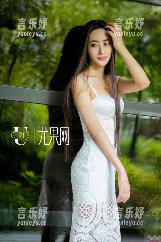 UGirls尤果网 - 在线目睹黛斯羽的旗袍美图，少女心需要的就是这些
