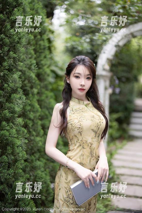 Xiuren秀人网 - 暴露了的只是乳白，奶芙乔乔的泳装高清写真，赖以窥探的视界。