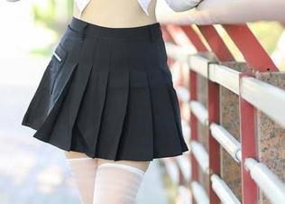 Xiuren秀人网 – 娜露Selena的图集在线发布，灰丝如云，轻轻飘散