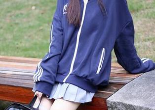 Xiuren秀人网 – 是小逗逗的黑色写真，绝对是“看了让人想溜走”的程度！