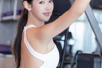 Xiuren秀人网 – 户外原图：田兮白在大自然里比自己还耀眼，真让人心虚