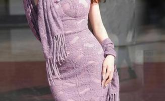 Xiuren秀人网 – 干脆给陈梵妮Fanny的高清写真做个展开，办公室的桌子怎么就成了搭配天才的道具？