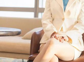 Xiuren秀人网 – 宅在家里，黄可Christine的免费图片居然让人想离开