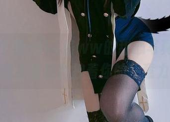 喔，这个是miko酱ww的甜心写真图集，介意不介意我拽着你的注意力？