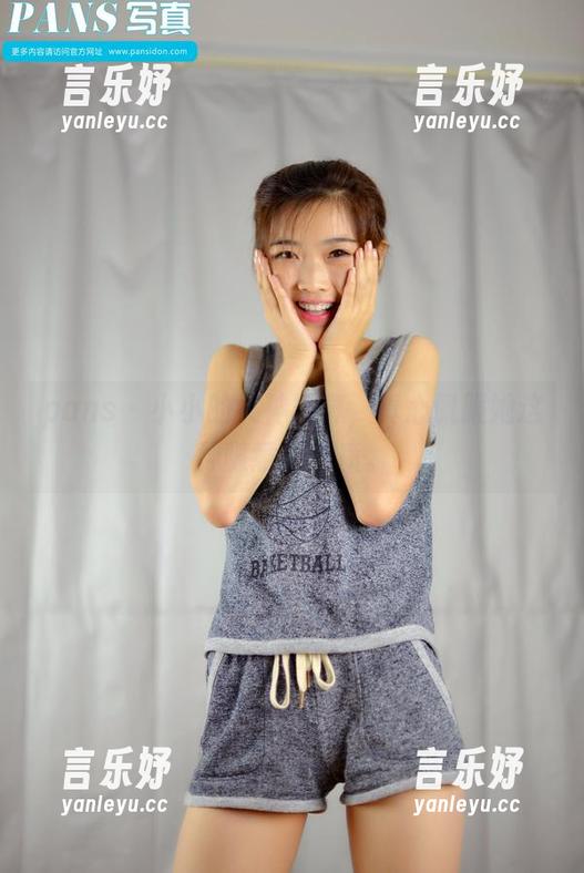 pans - 小小的女神写真，真心佩服她这种随意的气质。