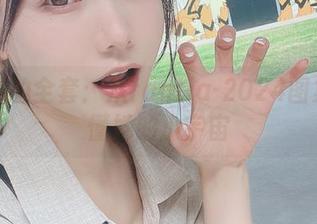 けん研的全套：从fantia-2024图集中读懂她的小宇宙