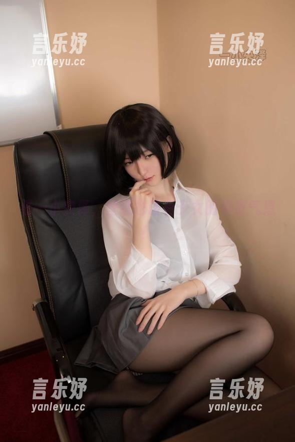 看一小央泽，壁纸也该有少女的俏皮气息！