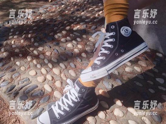 微密圈 - 丝月神的高跟大冒险：长裤灰咖丝，原图快来下载吧！