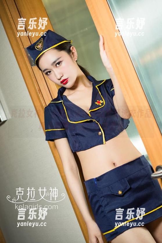 克拉女神 - 看吧，宋智珍的全套泳衣作品，真是暴露天赋的绝佳温床。