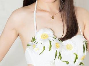 克拉女神 – 璇子在高清图册里的遮抹，我敢打赌，这图片一定会让你停下滚动！