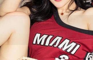 克拉女神 – 如果粉红是个女孩子，那一定是钟淇！她的写真好迷人啊！