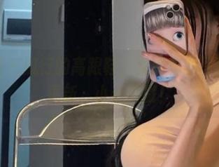 微密圈 – 流行的高跟鞋，女刺客的写真集又更新，小心被戳！