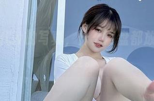 小仓千代w的写真，什么网盘都放不下的可爱。