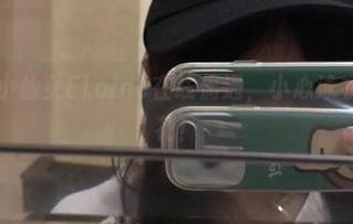微密圈 – 小仙女ELaine在线偶遇，小心泳衣引发的水花！