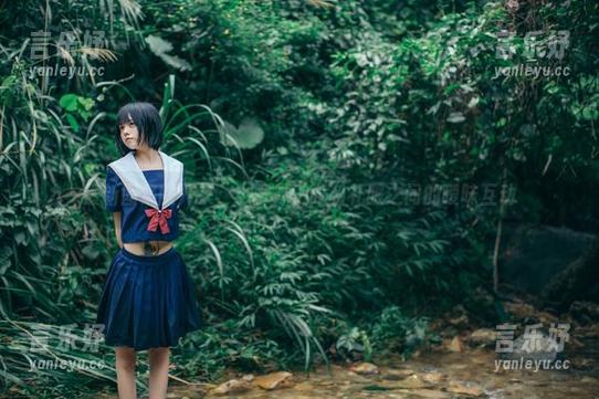 最新图集敞开来，小野妹子w和礼服之间的暧昧互动
