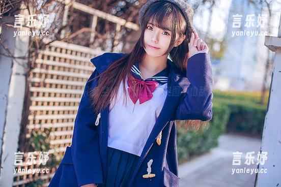 小野妹子w化身空姐，机舱里的美图不怕乱飞的风！