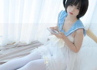 あなたは見逃せません！少少女秩序更新的天台JK制服套图奇妙诱惑！