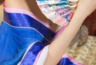 尤果网 – 捉迷藏的兔女郎：李凌子在图集中的隐身绝技！
