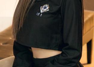 尤果网 – 礼服、秘书和禅叽zankii的最新图库，今天上班感觉普通得不行啊！
