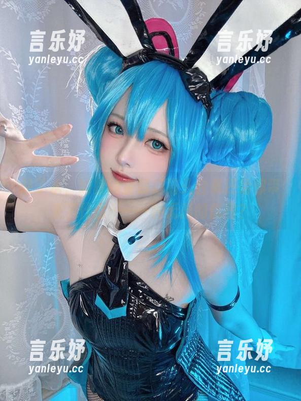 除了水，屿鱼的金装猫猫头合集还给你带来了什么……一种无形的优雅？