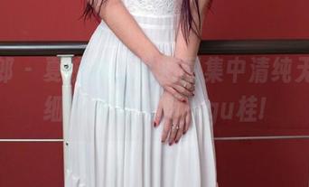 推女郎 – 夏婉婉的私拍图集中清纯无敌，细节决定气质，gu桂!