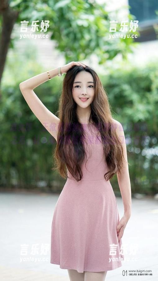 推女郎 - 王依萌的丝袜，是那种看过原图之后，让人每次路过鞋架都想出门的存在！