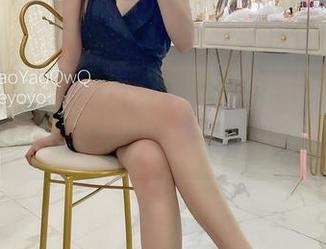 摇摇乐yoyo的白衬衫合集：当你也想让衬衫跳一跳