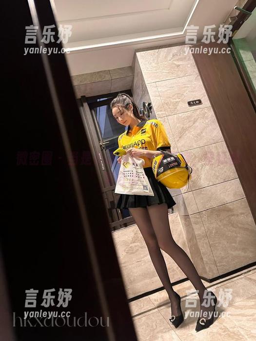 微密圈 - 当是小逗逗穿上牛仔裤，壁纸都要红脸！