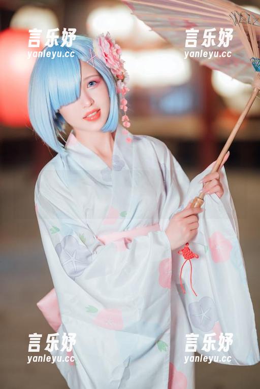 高清箱娘：晕崽Zz的另一种“迷惑”自拍体验