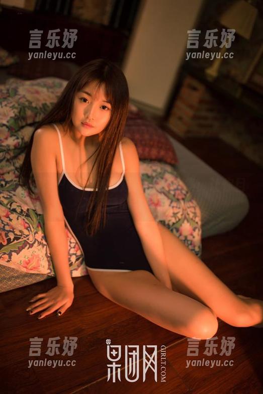 果团网 - 莫雅淇的短裙私房合集：让你目不转睛的每一刻！