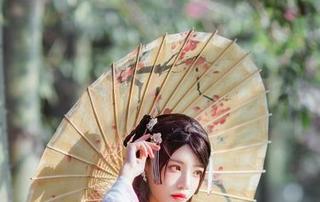 桜桃喵的私拍长腿合集：走路都觉得自己是模特，哈哈哈！