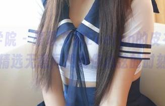 模范学院 – 豪取艾莉Evelyn的皮衣写真，精选无意间撩动你心弦的时刻。