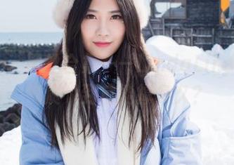 爱蜜社 – 黑丝合集——LindaLinda的“气质”到底能撑多久？