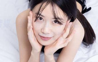 物恋传媒 – 终于等到！小谷在线，尽情欣赏她的美脚。