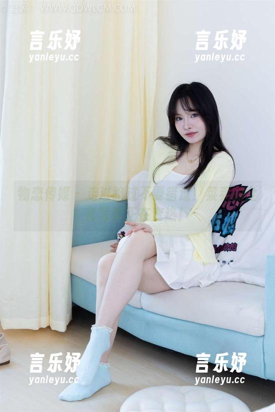 物恋传媒 - 走过路过不要错过！菜菜的全套写真正在变热！