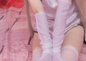 我说！最新图册中的半透明水手服，白金Saki稳稳拿捏了这股清新气息。