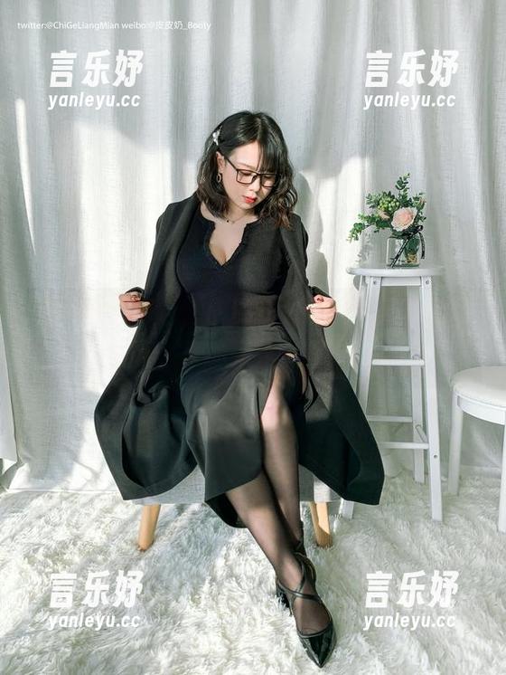 战术背心图包，皮皮奶可可爱了啦可真会玩，来的就是个惊喜！