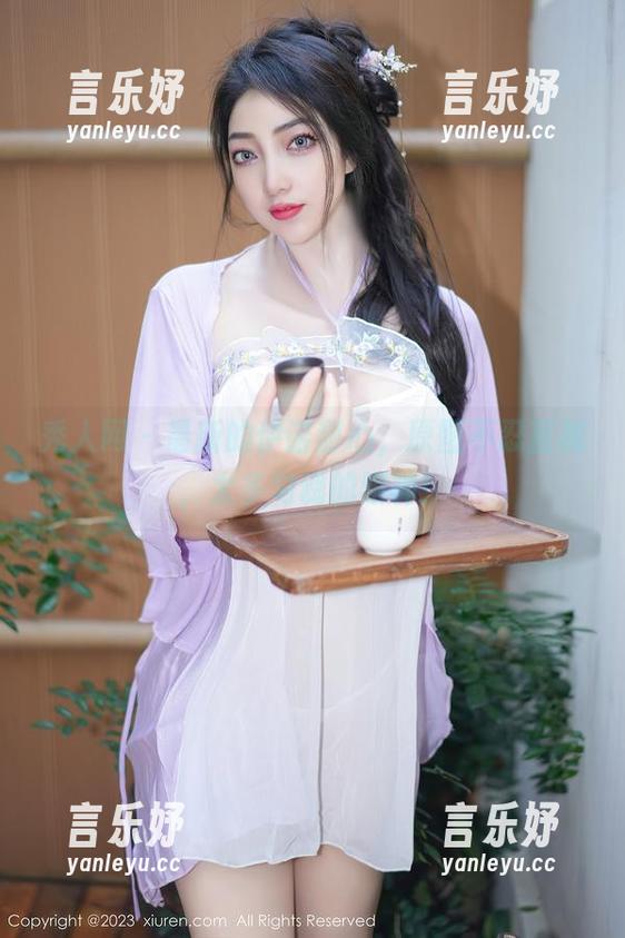 秀人网-伊诺 秀人网 - 最新的伊诺甜心,原图不忍直视,太多勾魂的眼神!